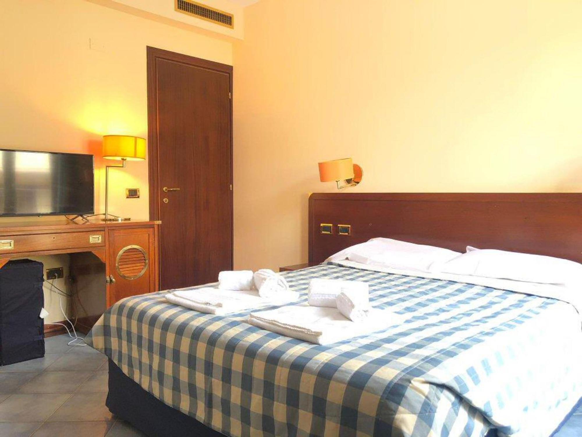 Zi Maria Hotel Marina di Cecina Exterior foto
